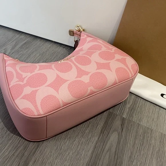 Coach Pink Canvas Shoulder Bag - Picture 9 of 9